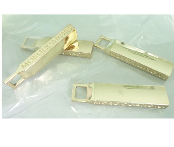 customer zipper puller